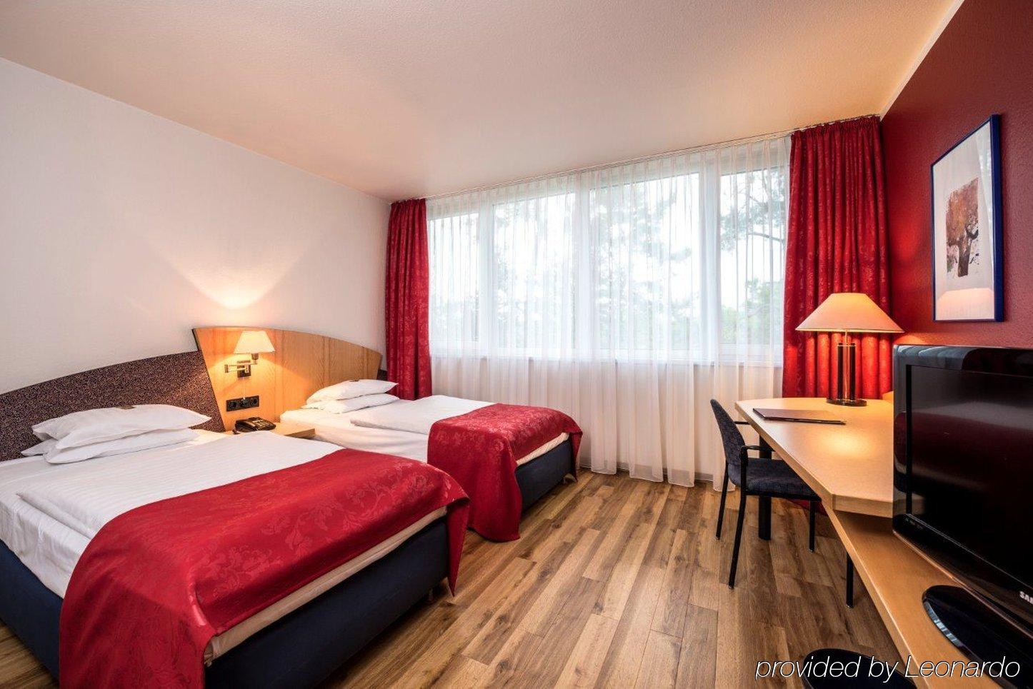 Arvena Messe Hotel Нюрнберг Экстерьер фото