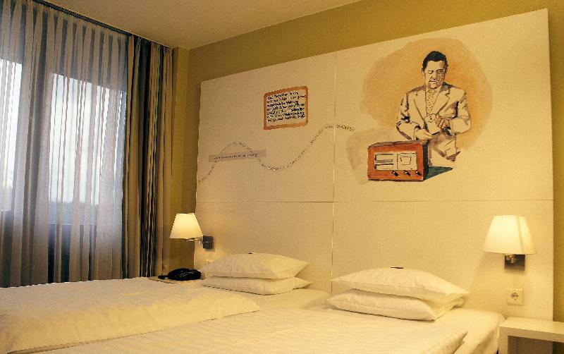 Arvena Messe Hotel Нюрнберг Экстерьер фото